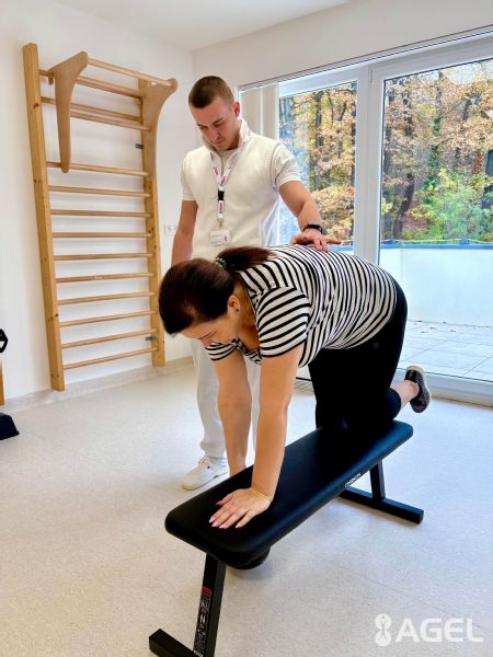 Od mýtov k faktom: činky ženám nepridávajú svaly, ale roky života